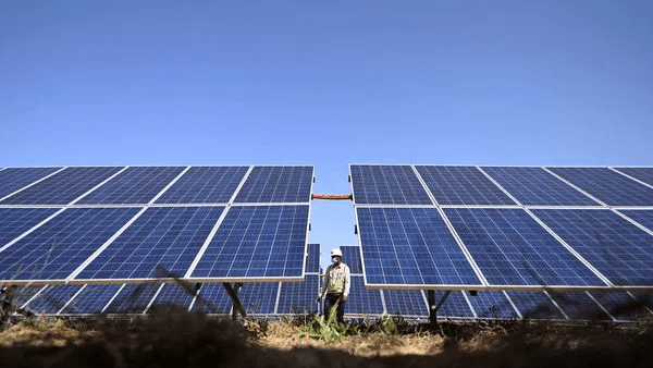 Rooftop vs Ground-Mounted Solar, What Works for Your Facility?